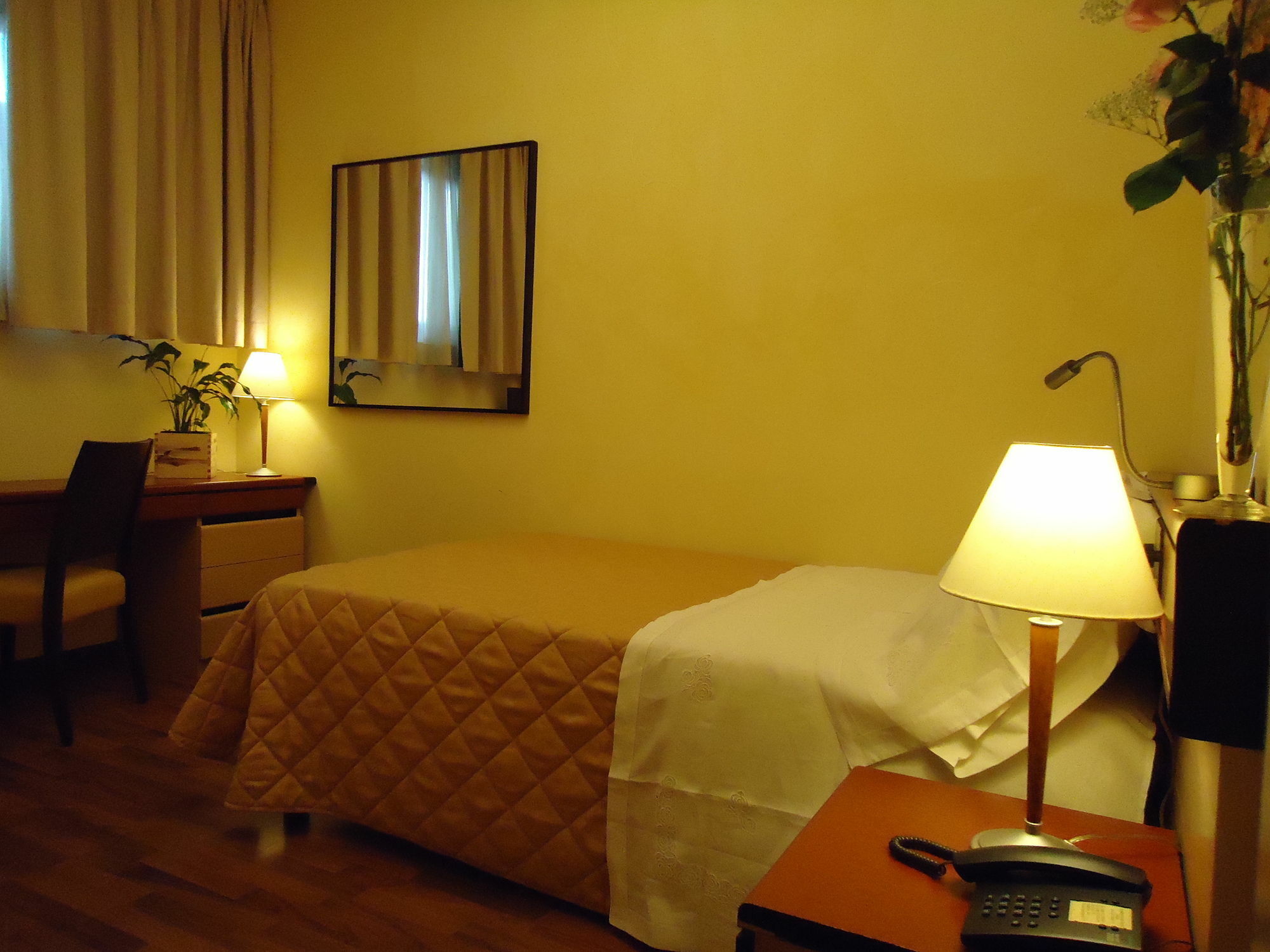 Ch Hotel Giada Inn Arese Exterior photo